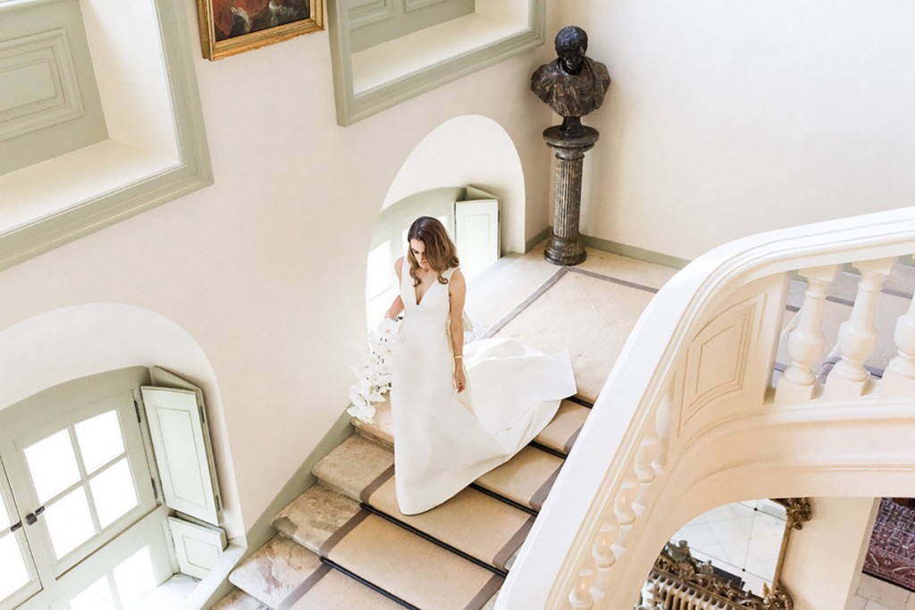 French Destination Wedding – Bride Stairs