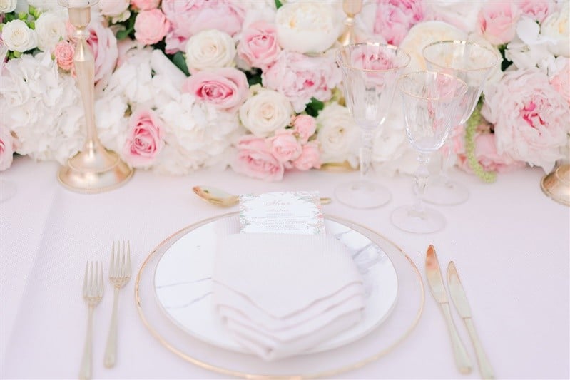 Timeless table setting